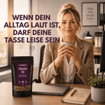 Bio Frauen Tee – Frau genießt entspannten Moment mit Tee in der Hand, ideal für Achtsamkeit und Genuss.