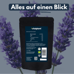 Verpackung des Bio Nacht Tee von Vitalplant mit Nährwertangaben und Lavendel im Hintergrund.