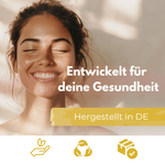 Frau mit strahlendem Lächeln, entwickelt für Gesundheit, Vitalplant® Vitamin D3+ präsentierend.