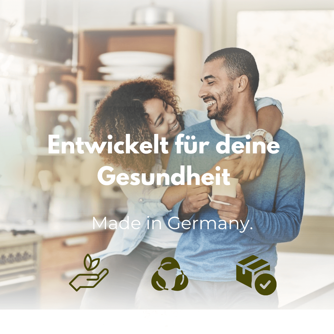 Ein glückliches Paar, das zusammen Zeit verbringt, mit dem Text 'Entwickelt für deine Gesundheit, Made in Germany'.