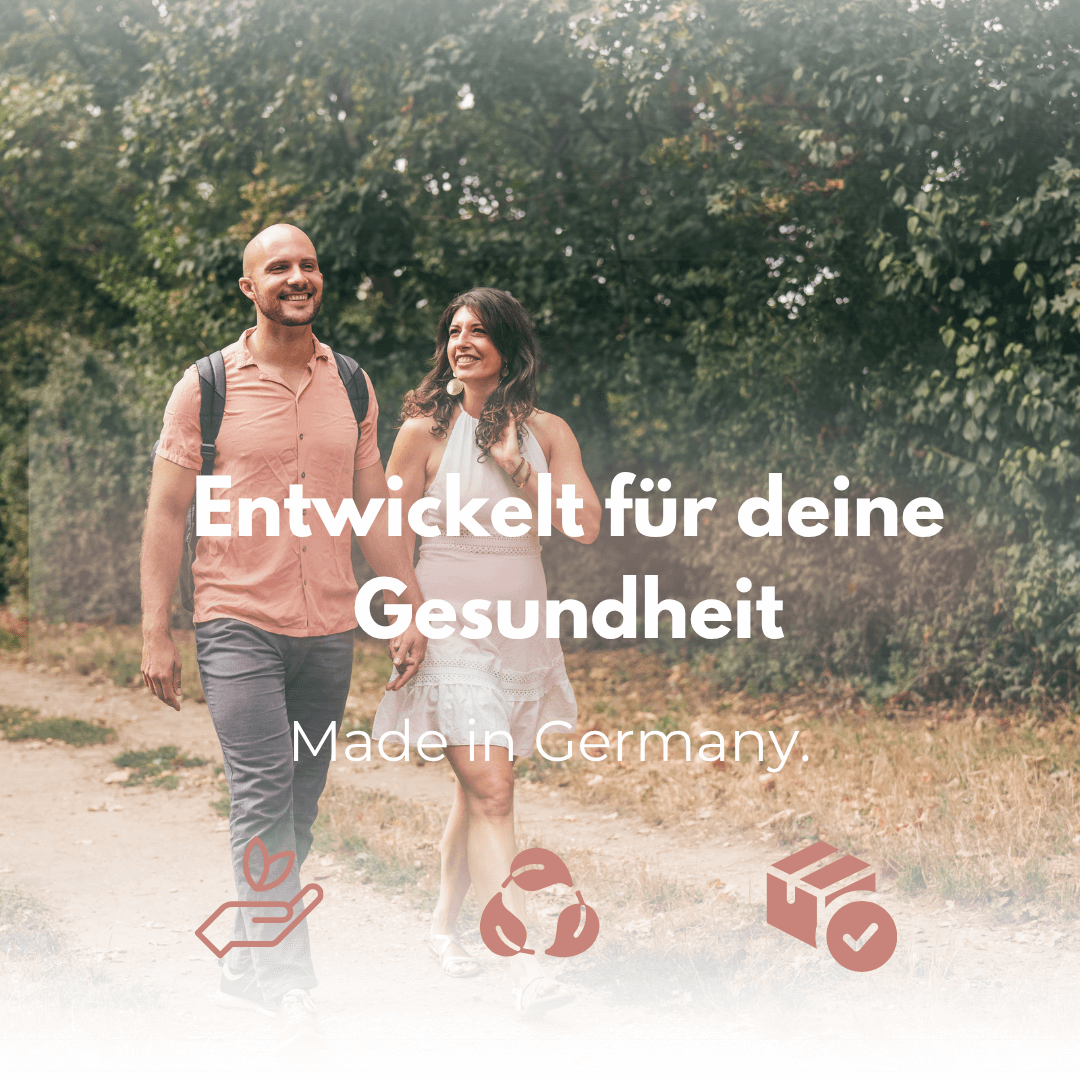 Paar beim Spazieren, entwickelt für deine Gesundheit, Vitalplant® Vitamin B Komplex Aktiv, Made in Germany.