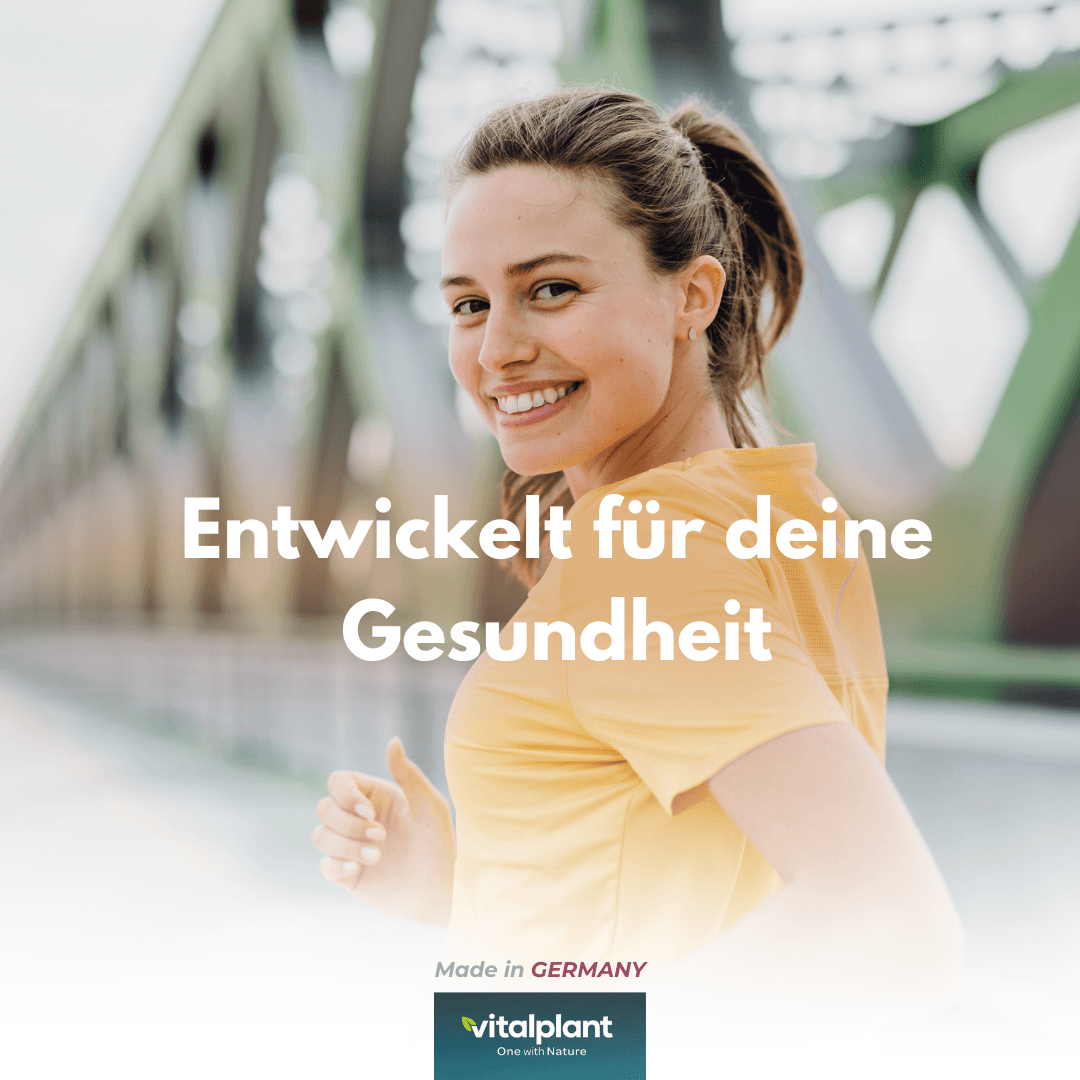 Frau beim Joggen zeigt Vitalplant Vitamin C 1000, entwickelt für deine Gesundheit.